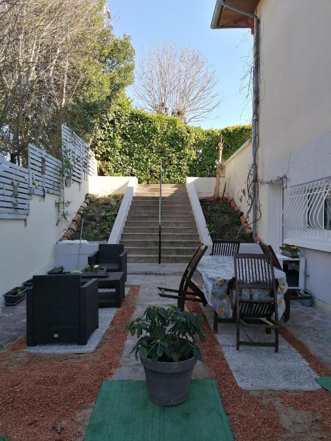 Gite Chez Pierrette Valence-sur-Baise Exterior photo